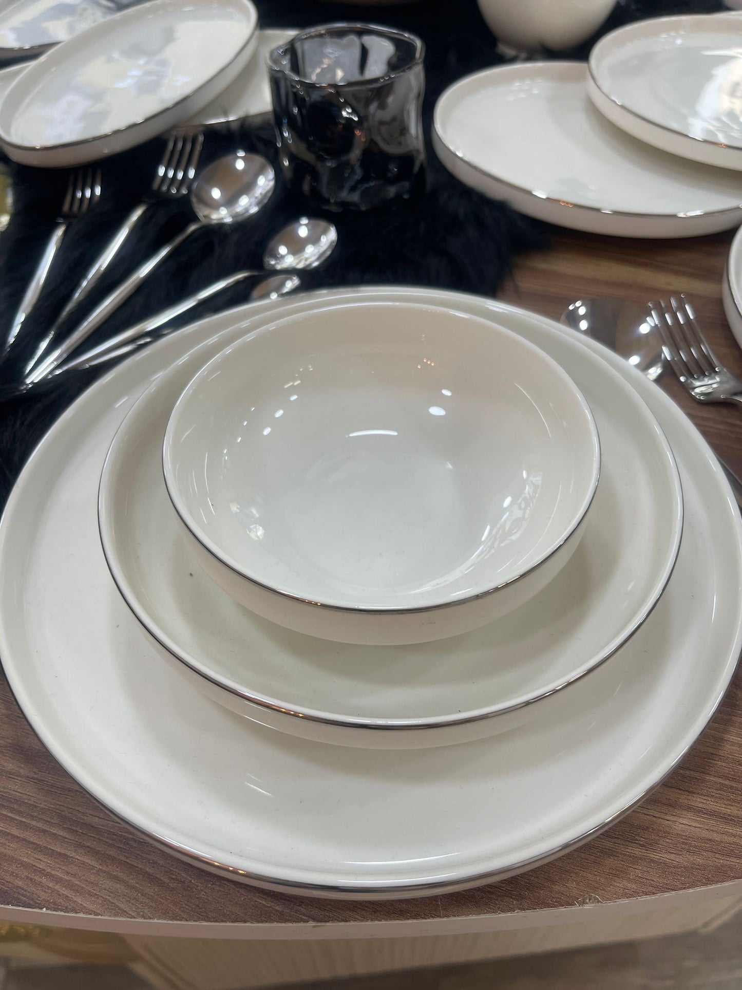 Tafelservice 60 Teilig