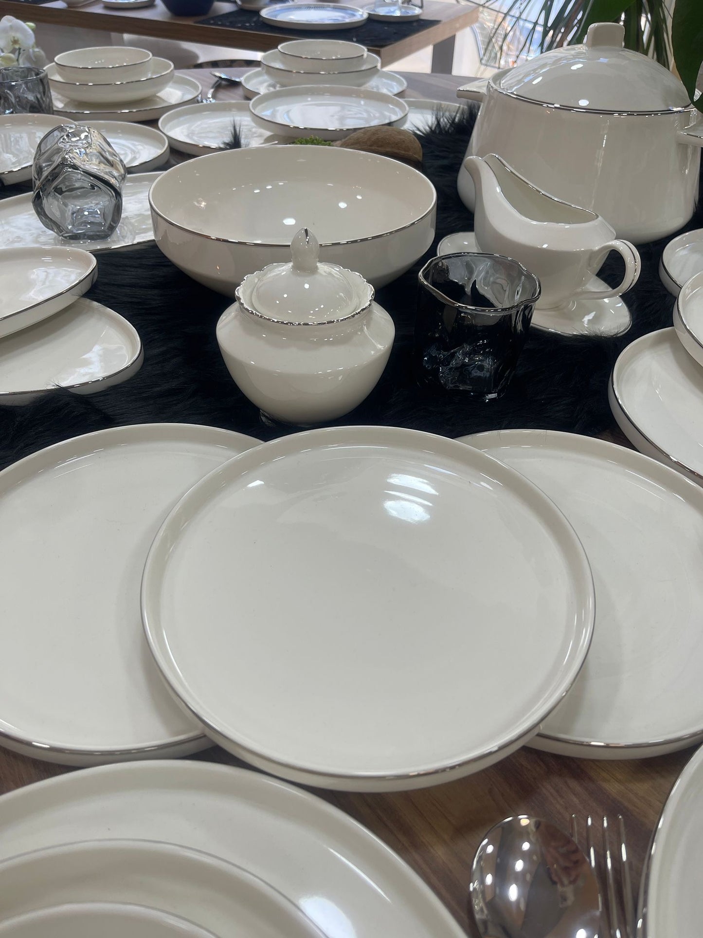 Tafelservice 60 Teilig