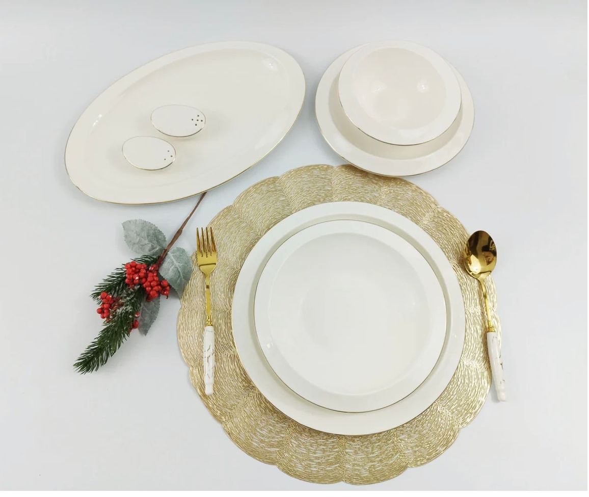 ZELLERFELD MILANO
Gold Tafelservice 27-teilig